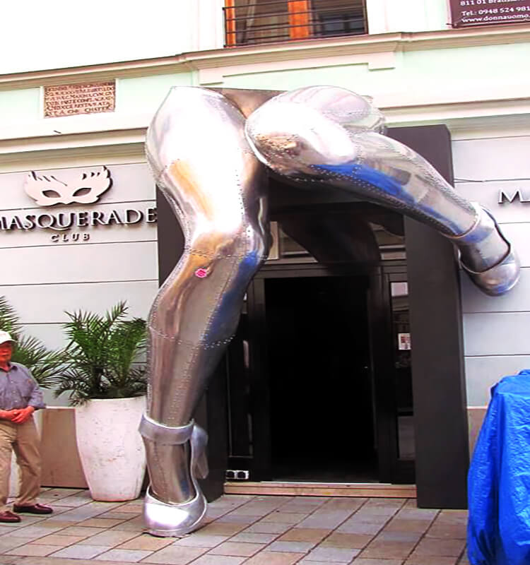 BodyMark - espacio comercial - entrada pub